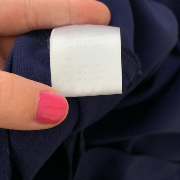 Beautiful dark blue A-line dress with sleeves - Picture 3 of 7